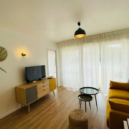 Studio- Terrace On The Ground Floor-pool-golf-park Appartamento Ciboure