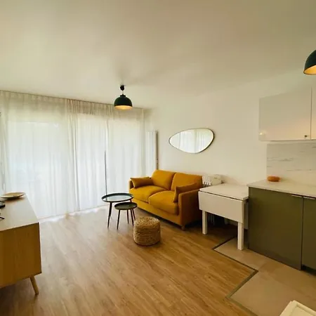 Studio- Terrace On The Ground Floor-pool-golf-park Ciboure